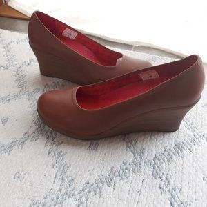 CROCS - Pumps, Great Condition